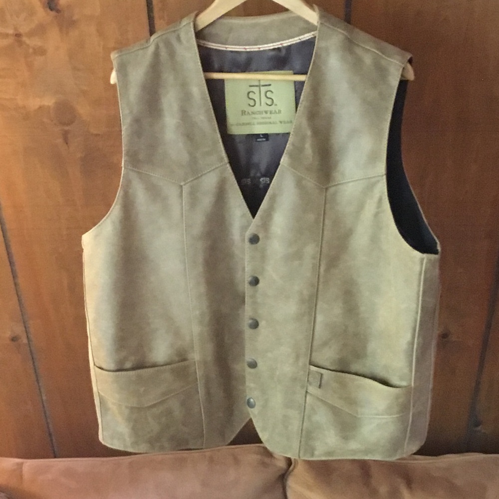 STS Ranchwear Men's Vest
‘Chisum’ conceal carry
Burnished leather
Men’s Large